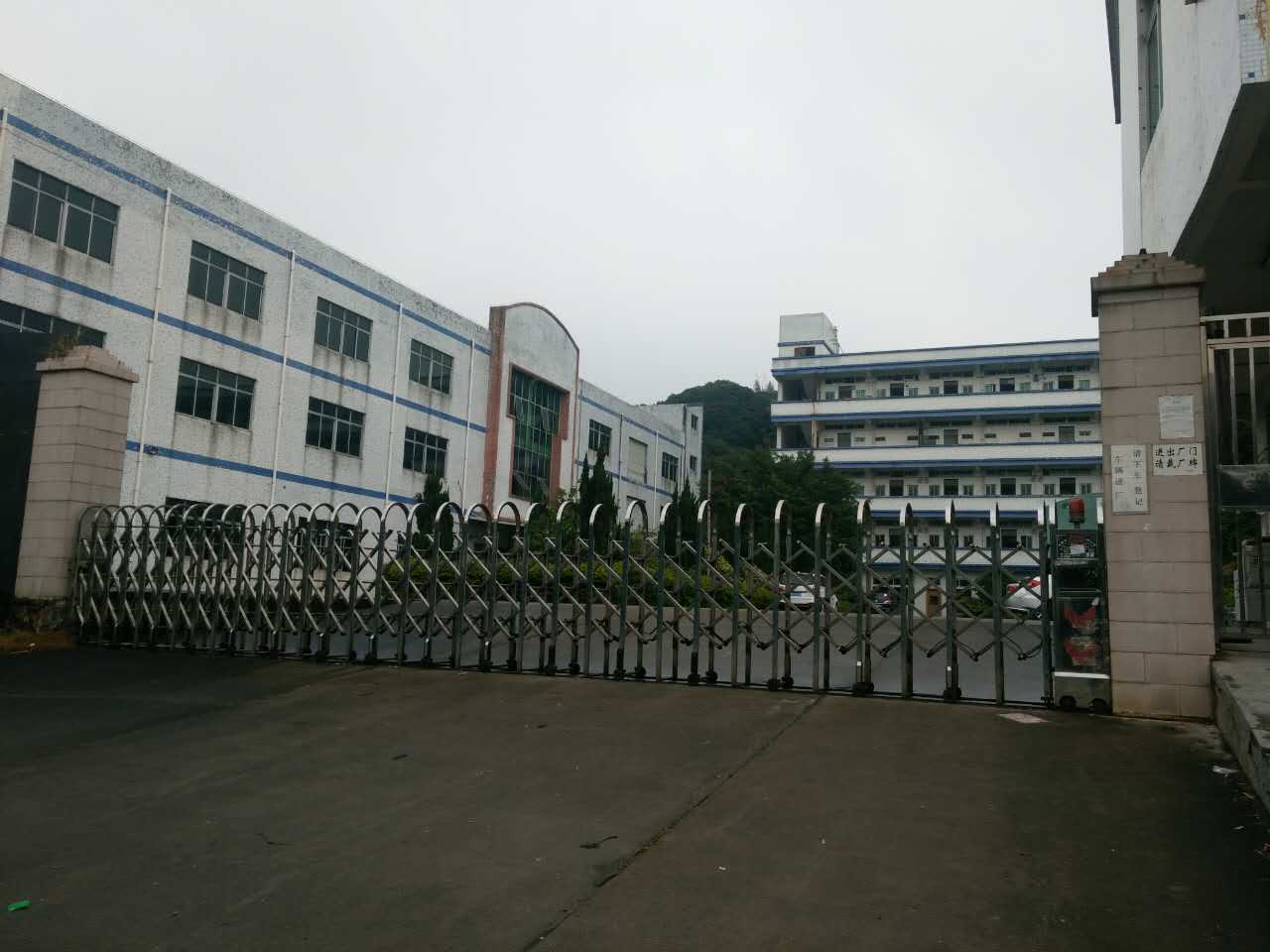 东莞寮步石大路旁独门独院厂房5000平方出租，带喷淋消防