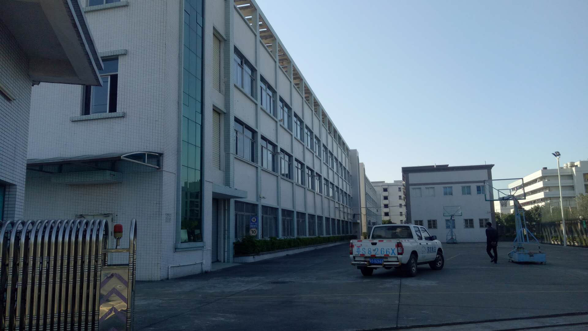 东莞石排新出原房东厂房分租二楼750平方厂房出租