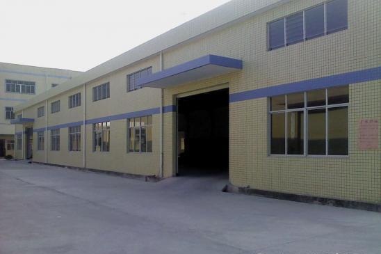 横沥新出独院砖墙到顶厂房2850平方厂房出租带现成航车